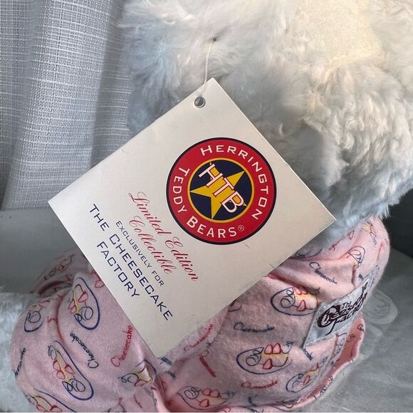 Herrington Teddy Bear Cheesecake Factory with Pajamas Tag White Pink - Picture 3 of 11